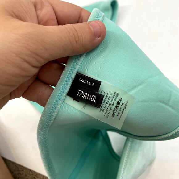 Triangl Blue Velvet strapless bikini - Picture 5 of 5